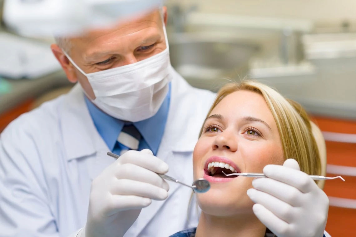 5 лучших продуктов, которые могут эффективно отбелить зубы